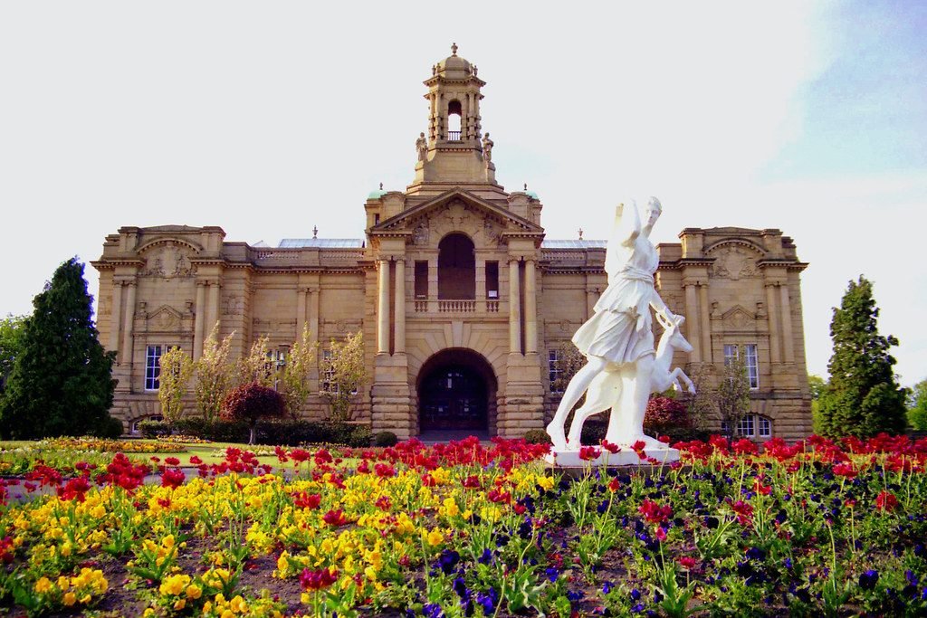 GMH chauffeur service in Bradford