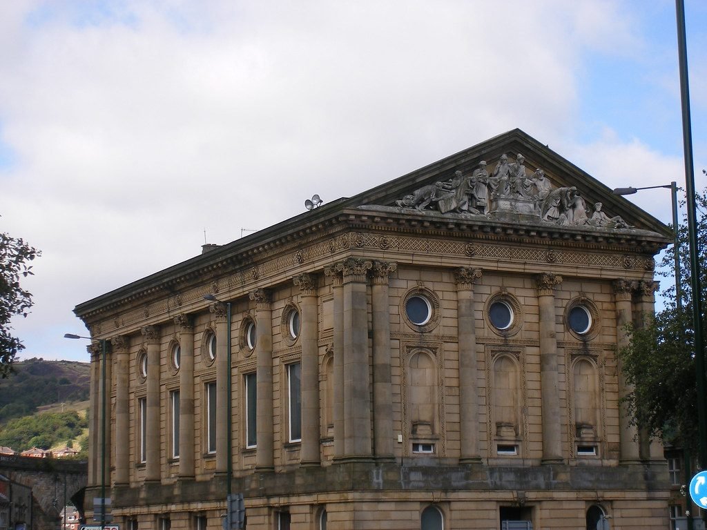 GMH chauffeur service in Todmorden